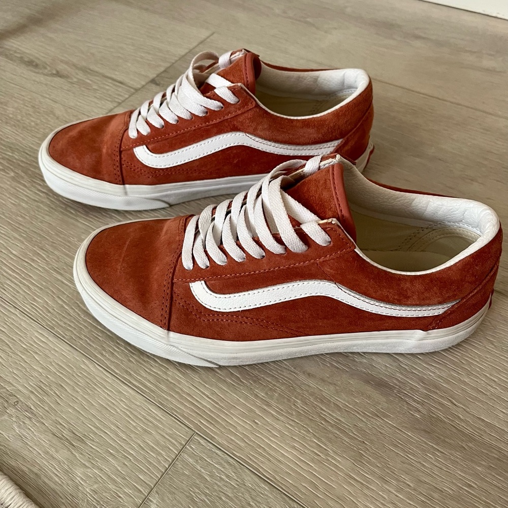 Vans - Picture 6 of 7